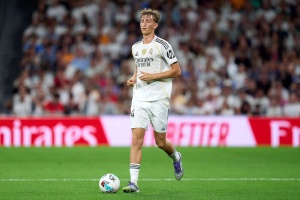 European Football Transfer Frenzy: Key Deals and Major Moves of the Summer Window