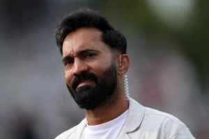 Dinesh Karthik Praises Jitesh Sharma's Evolving Mindset Ahead of Asia Cup 2025
OR
Asia Cup 2025: Karthik Highlights Sharma's Journey From Fearless to Focused
OR
Karthik Reveals the Key to Unlocking Sharma's Potential Before Asia Cup Selection