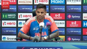 Suryakumar Yadav Addresses Controversy After India's Asia Cup Win Over Pakistan
Hoặc:
Asia Cup: Suryakumar Yadav Explains Team India's Post-Match Conduct After Victory Against Pakistan