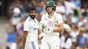 Konstas Century Puts India A on Back Foot, Stokes Ashes Selection Debate
Hoặc:
Sam Konstas Shines Again: Century Against India A Revives Ashes Hopes